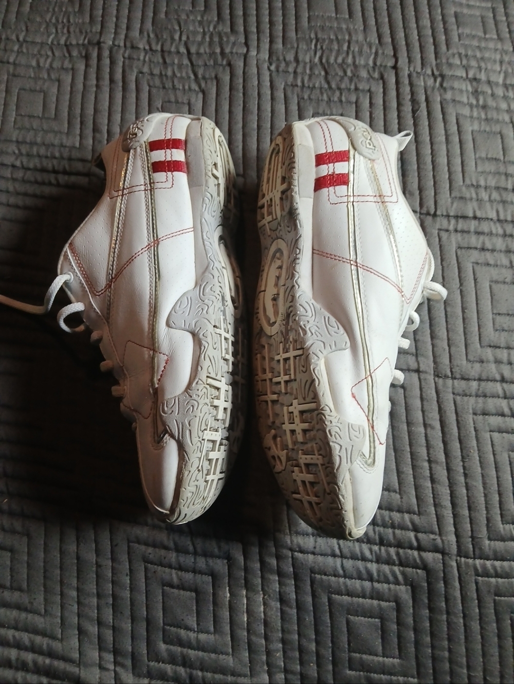 Women's Red White Ecko Red Rhino Lace-Up Athletic Sneakers.  Size 10. - Picture 4 of 15